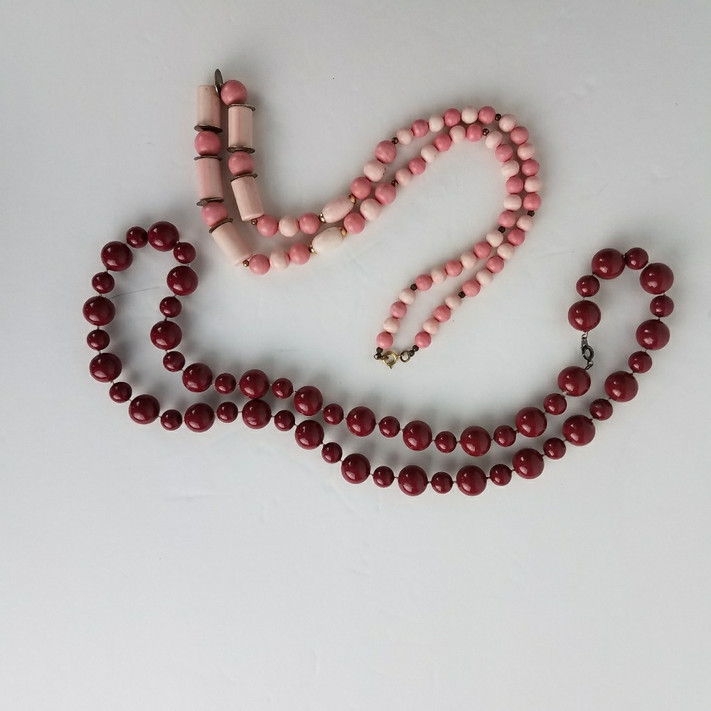 Vintage costume jewelry bead necklace lot